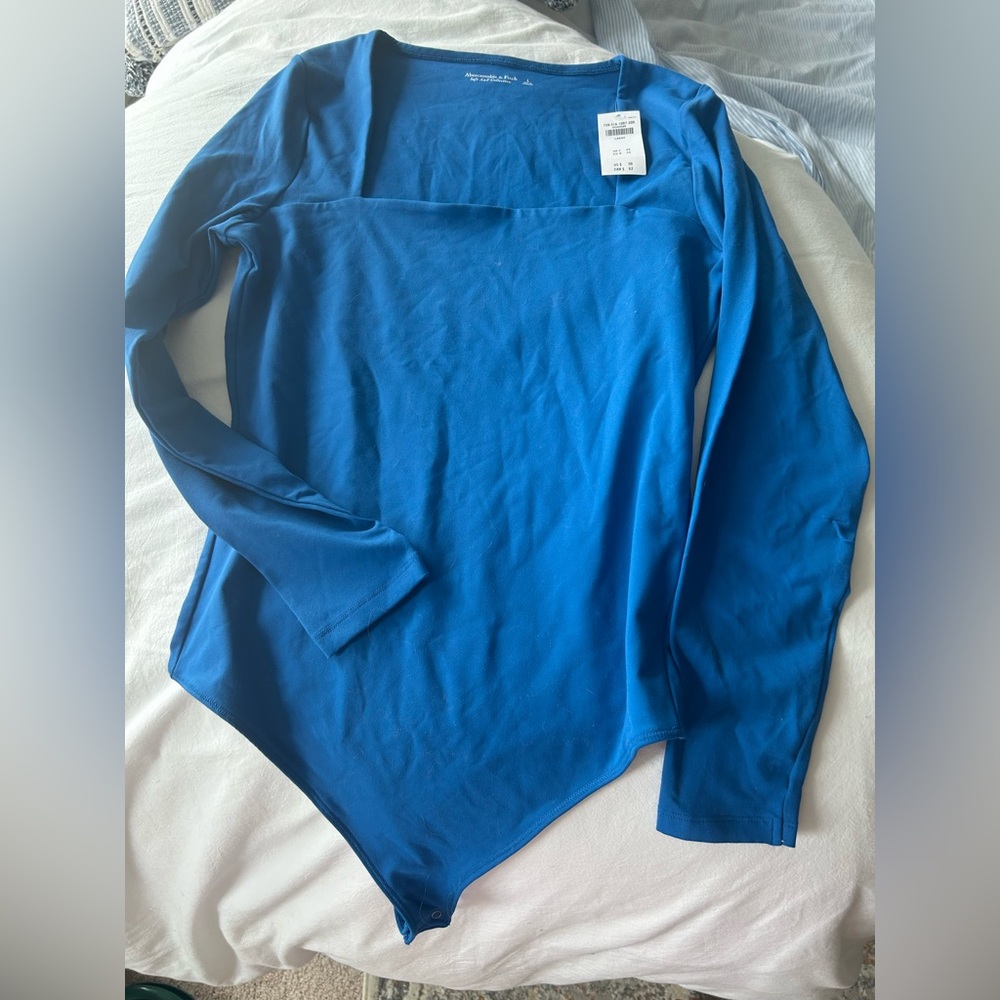 NWT Abercrombie long sleeve blue bodysuit soft af collection large - Picture 2 of 5